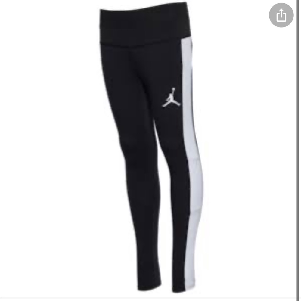 NWT Jordan leggings Size Small